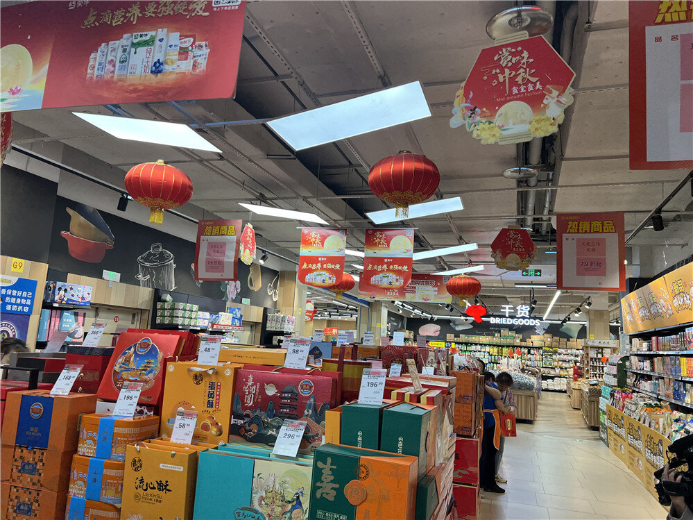 和我在东安湖畔走一走嗨吃嗨购都可以有